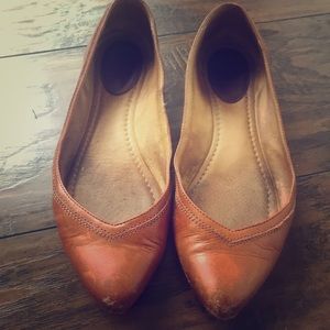 Frye Leather Flat in Cognac